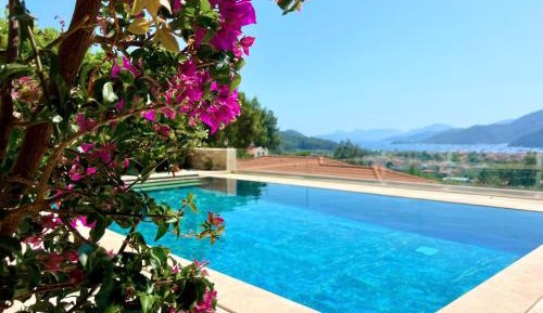 Villa with Sea View