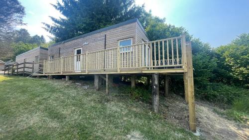 One-Bedroom Chalet - Cwtch Cabin