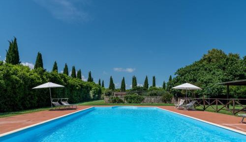 Superior One-Bedroom Apartment