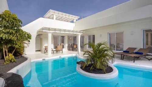 One-Bedroom Royal Villa