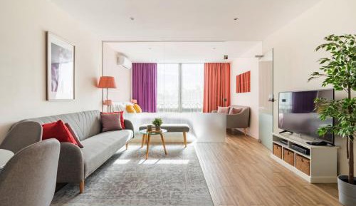 One-Bedroom Apartment