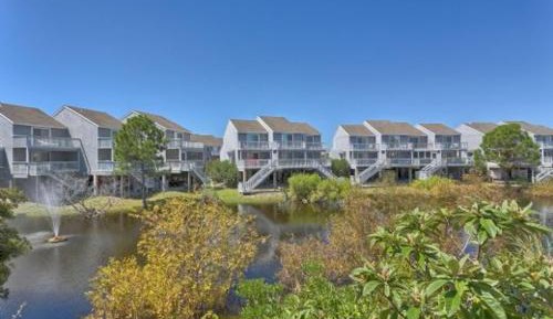 Three-Bedroom Townhouse