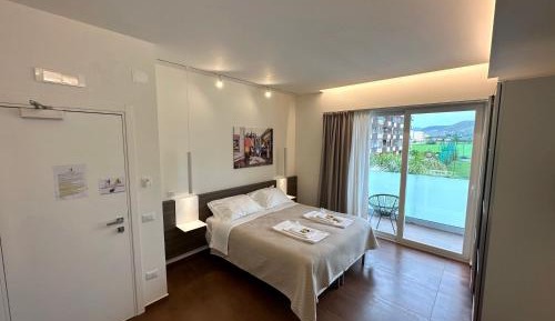 Superior Double or Twin Room with Terrace