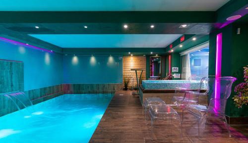 Basement Apartment (Includes SPA Access)