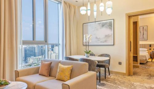 One Bedroom Premium Suite with One King Bed and Sea View - Non Smoking