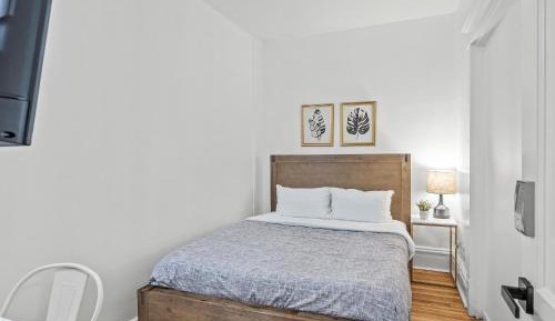 Double Room with Shared Bathroom