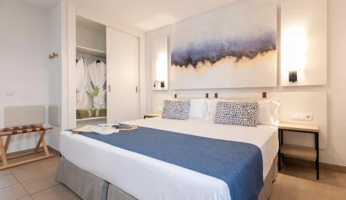 Premier Suite Emblem