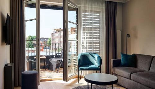 Apartment with Balcony