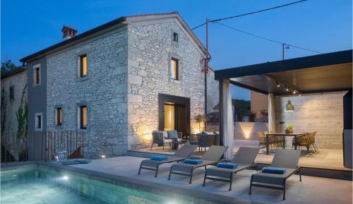 Two-Bedroom Holiday Home