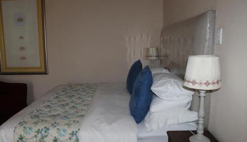 Suite with Garden View