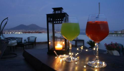 Deluxe Room (2 Adults + 1 Child)