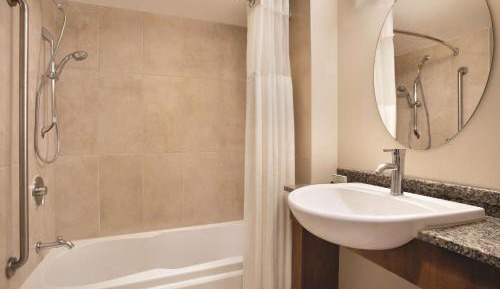 Queen Studio - Non-Smoking