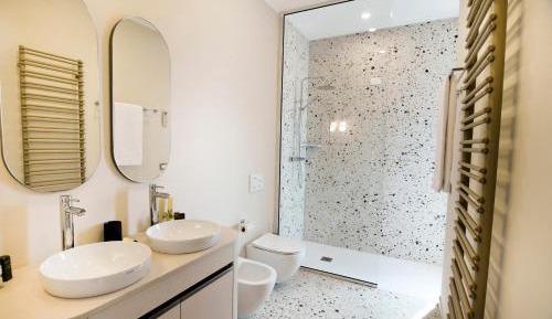 Deluxe Double Room with Balcony and Sea View