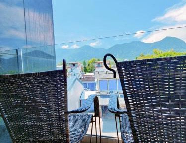 Double Room with Mountain View