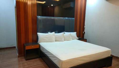 Deluxe Single Room
