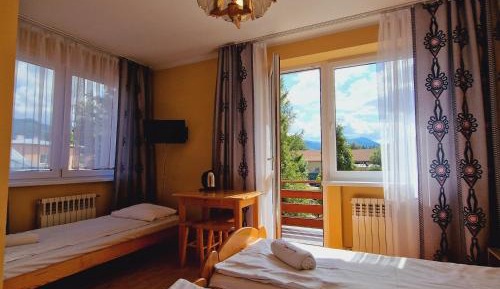 Triple Room with Private Bathroom