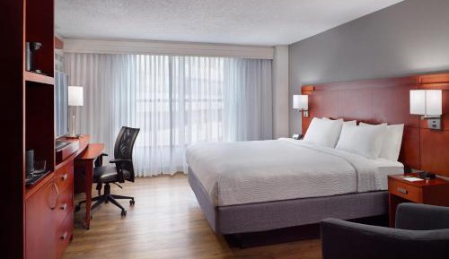 King Room - Hearing Accessible