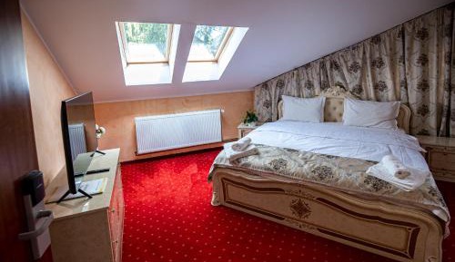 Superior Family Room