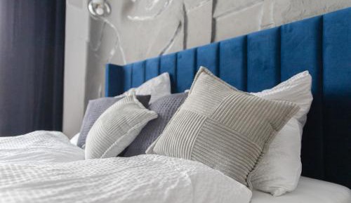 Apartment with Garden View