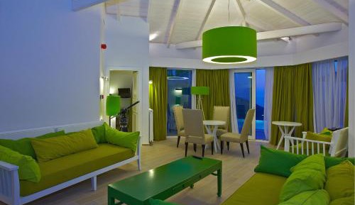 Superior Two-Bedroom Villa with Private Pool Sea View