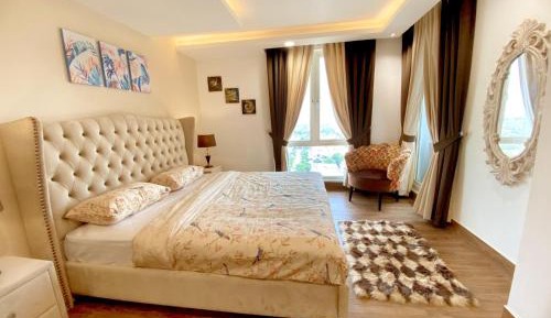 Apartment with Balcony