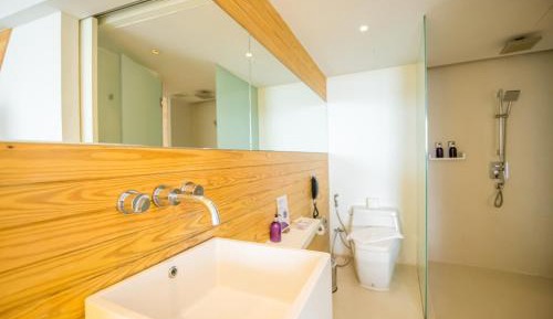 Superior Ocean Facing