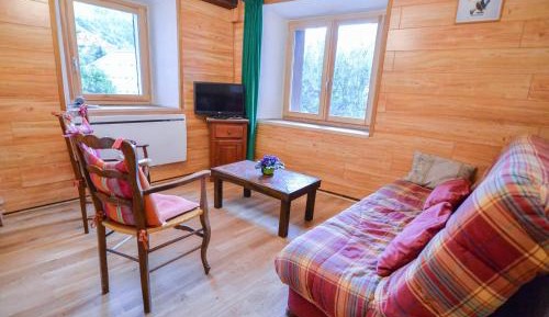Apartment (5 Adults)