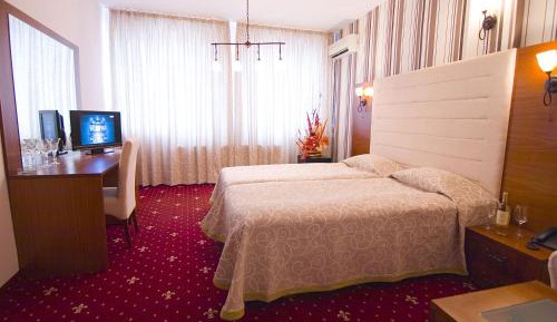 Deluxe Double or Twin Room with Free  Parking