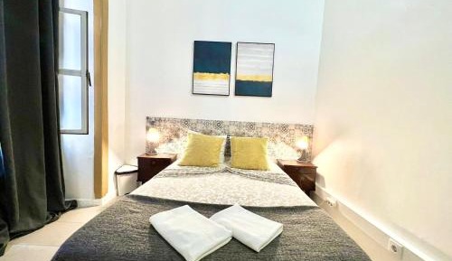 Double Room with Shared Bathroom