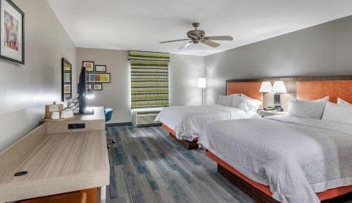 Queen Room with Two Queen Beds - Non-Smoking