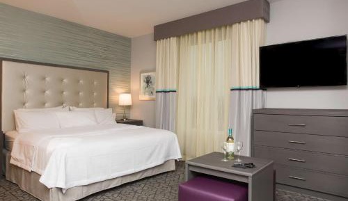 King Studio Suite - Non-Smoking