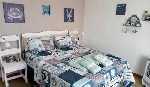 Standard Double Room with Shared Bathroom