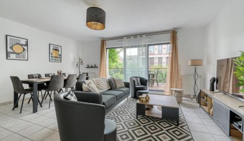 Apartment - Split Level