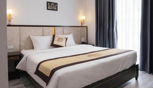Queen Room