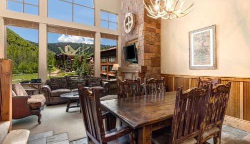 Two Bedroom Apartment 