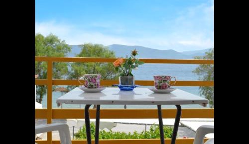 Studio Apartment with Sea View