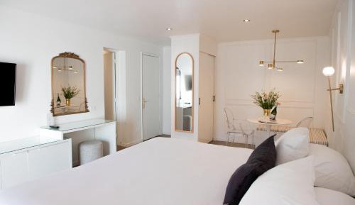 King Suite with Balcony