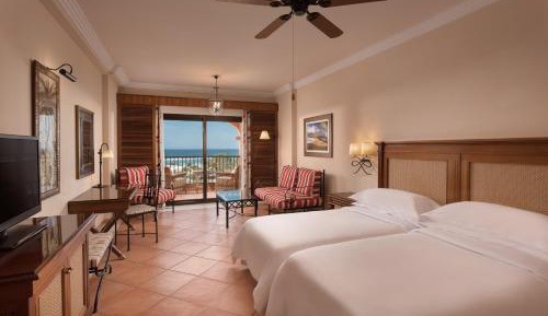 Deluxe Twin Room with Sea View