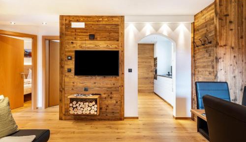 Two-Bedroom Superior Apartment