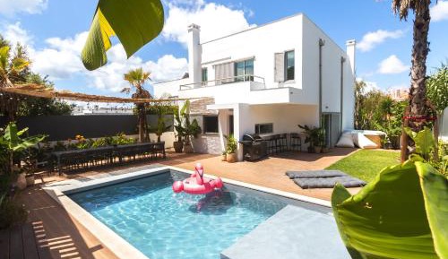 Villa with Private Pool