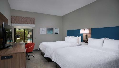 Room with Two Queen Beds - Non-Smoking