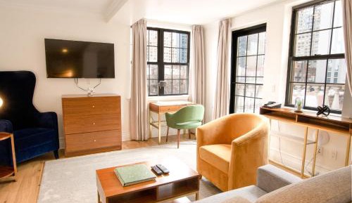 Penthouse 2 Bedroom 1 Bathroom Terrace Suite