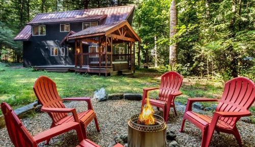 Three-Bedroom Holiday Home 