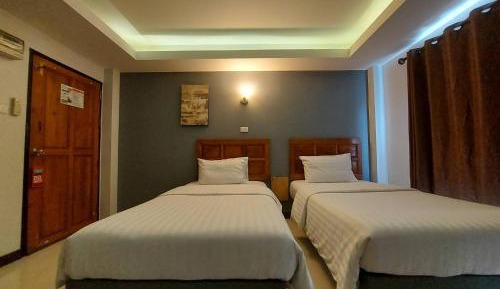 Large Twin Room