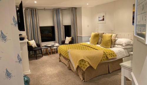 Superior Double or Twin Room with Sea View