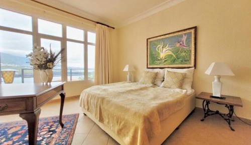 Studio with Sea View