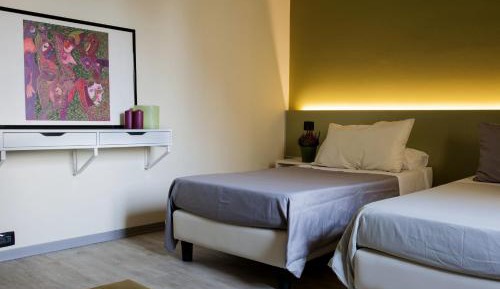 Twin Room with Private Bathroom