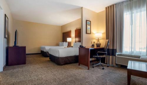 Double Suite with Two Double Beds