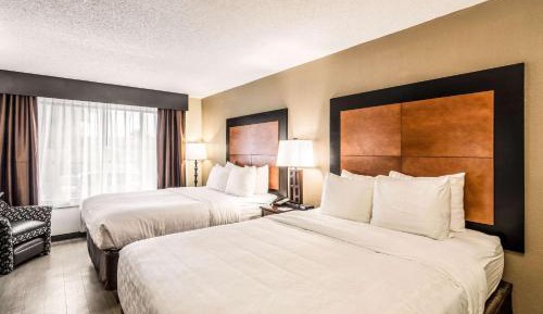 Queen Room with Two Queen Beds - Non-Smoking