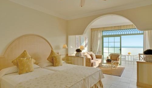 Double Room with Ocean View (2 Adults)